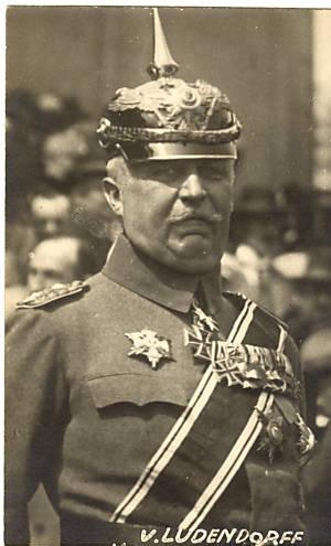 Le général Erich Ludendorff, en 1923, à Münich. Il refusera le titre de maréchal.